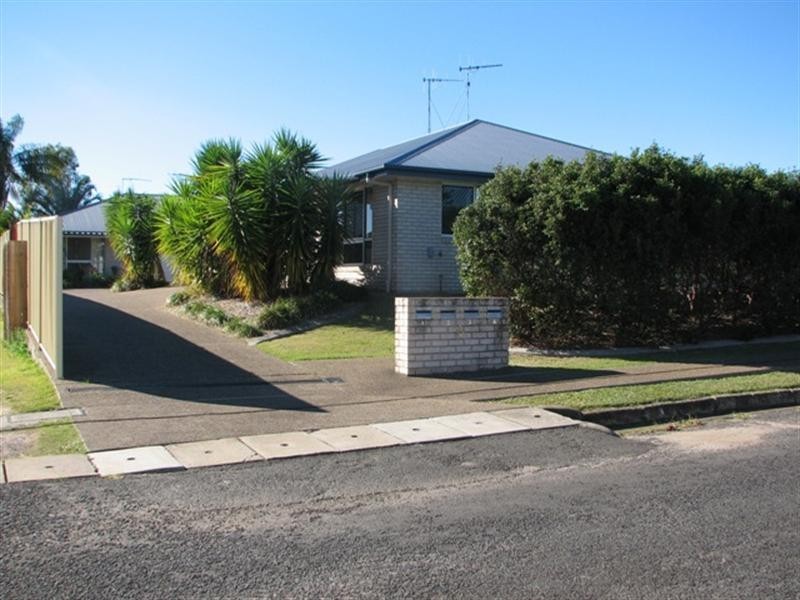 Unit 2/6 Water Street, Bundaberg South QLD 4670