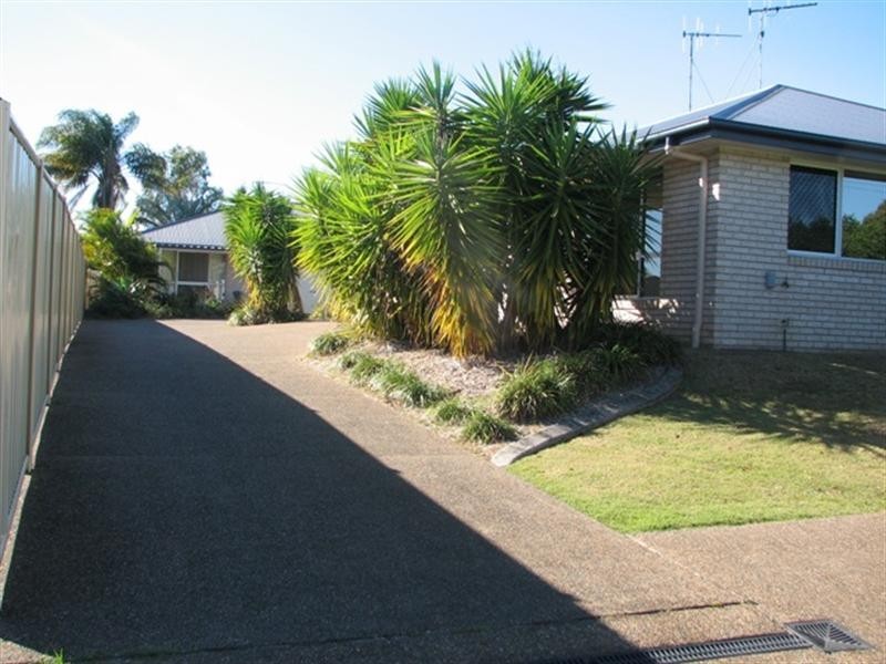Unit 2/6 Water Street, Bundaberg South QLD 4670