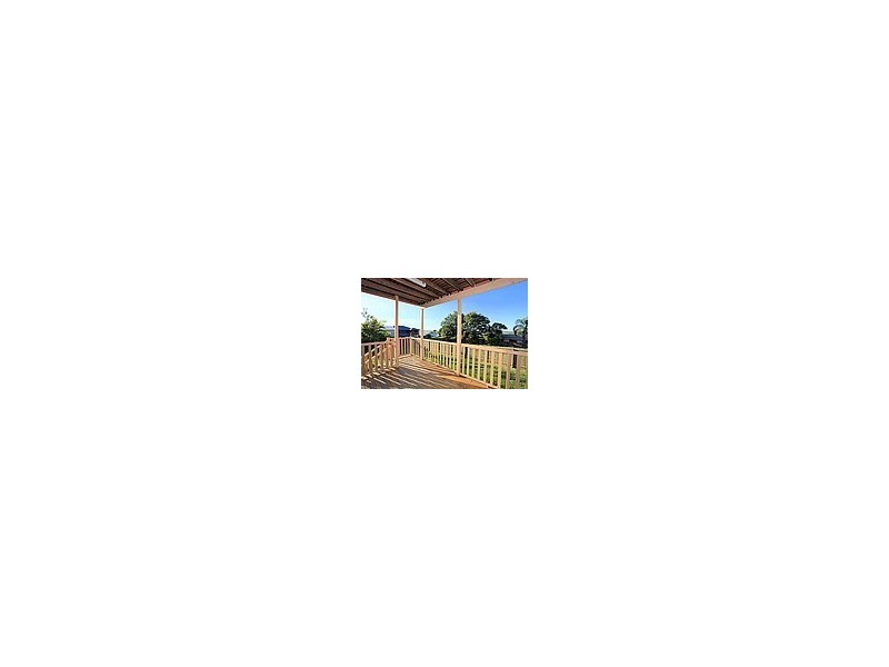 8 Bayview Terrace, Qunaba QLD 4670