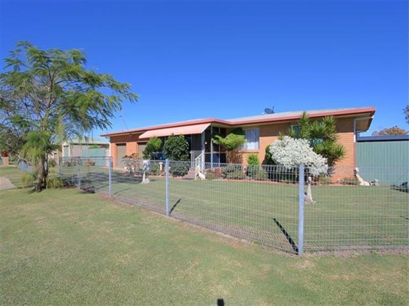 2 Banfield Street, Thabeban QLD 4670