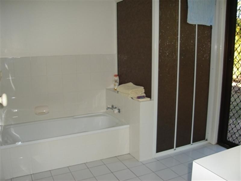 7 Billabong Drive, Gooburrum QLD 4670