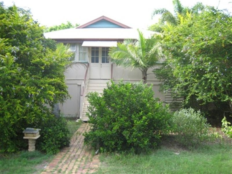 18 Clarke Street, Bargara QLD 4670