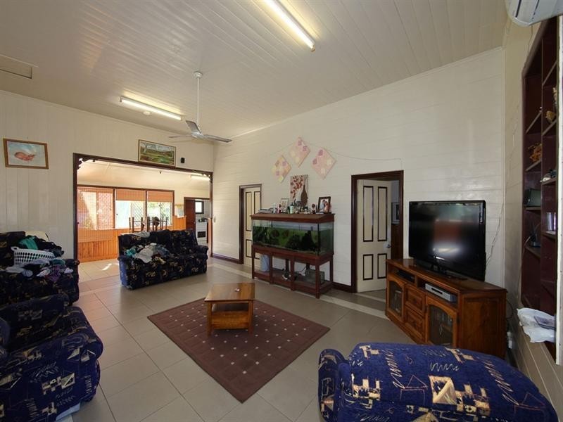 10 Lawrence Street, Bundaberg North QLD 4670