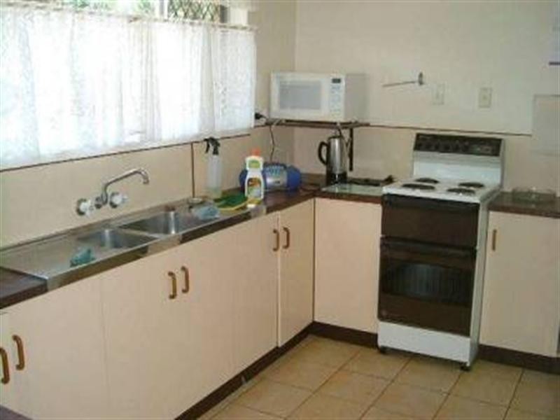 39 Bathurst Street, Elliott Heads QLD 4670