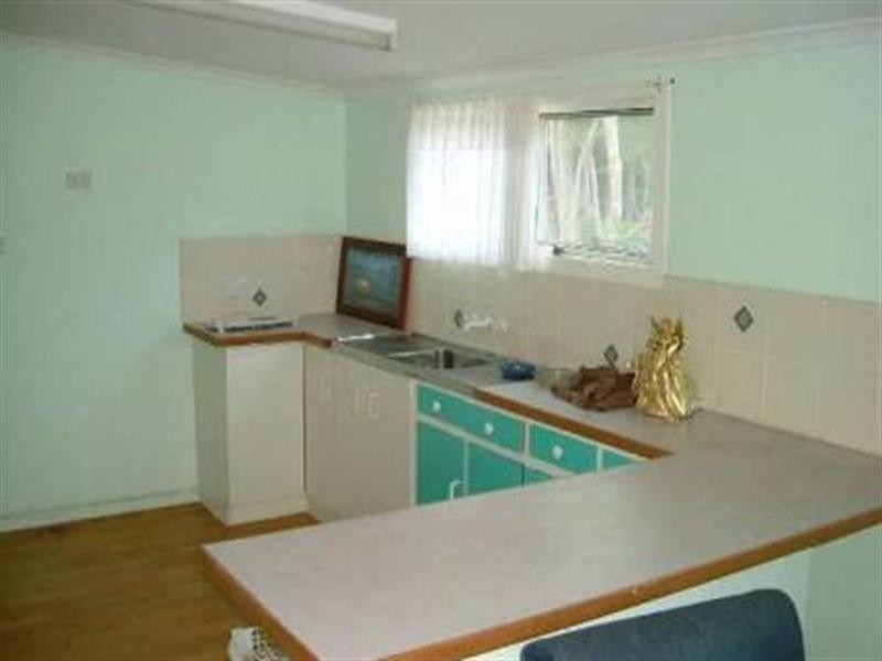 39 Bathurst Street, Elliott Heads QLD 4670