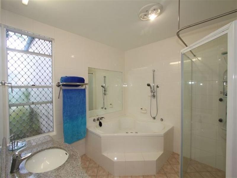 66 Hanbury Street, Bundaberg North QLD 4670