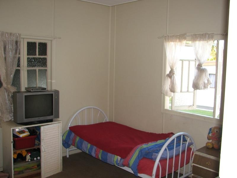 61 Alice Street, Walkervale QLD 4670