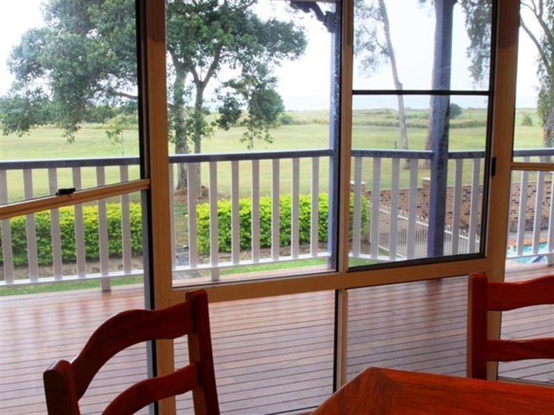 214 Sylvan Drive, Moore Park Beach QLD 4670