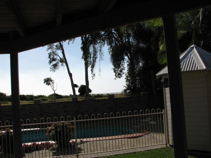 214 Sylvan Drive, Moore Park Beach QLD 4670