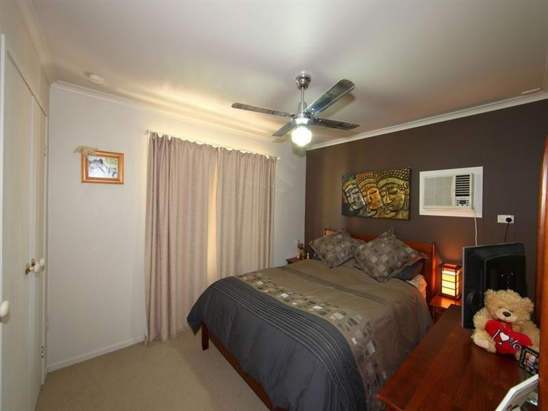 24 Jealous Road, Kalkie QLD 4670