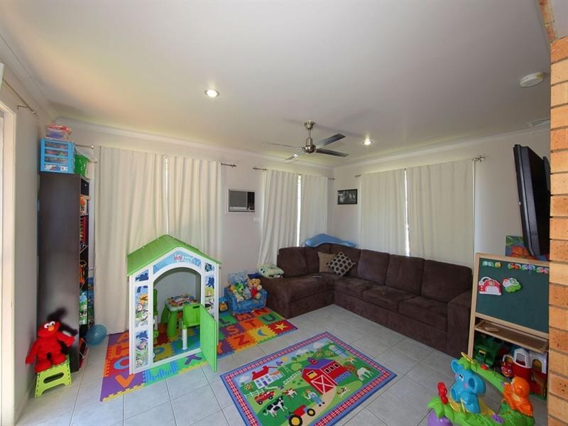 24 Jealous Road, Kalkie QLD 4670