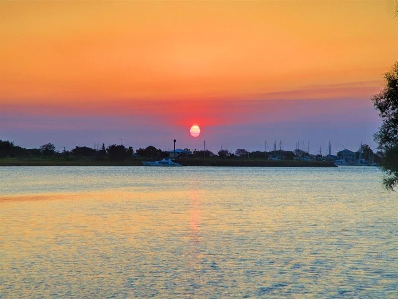 Burnett Heads QLD 4670