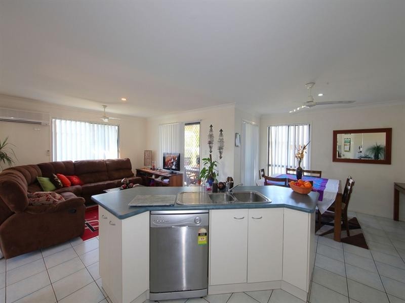 4 Jacaranda Drive, Bargara QLD 4670