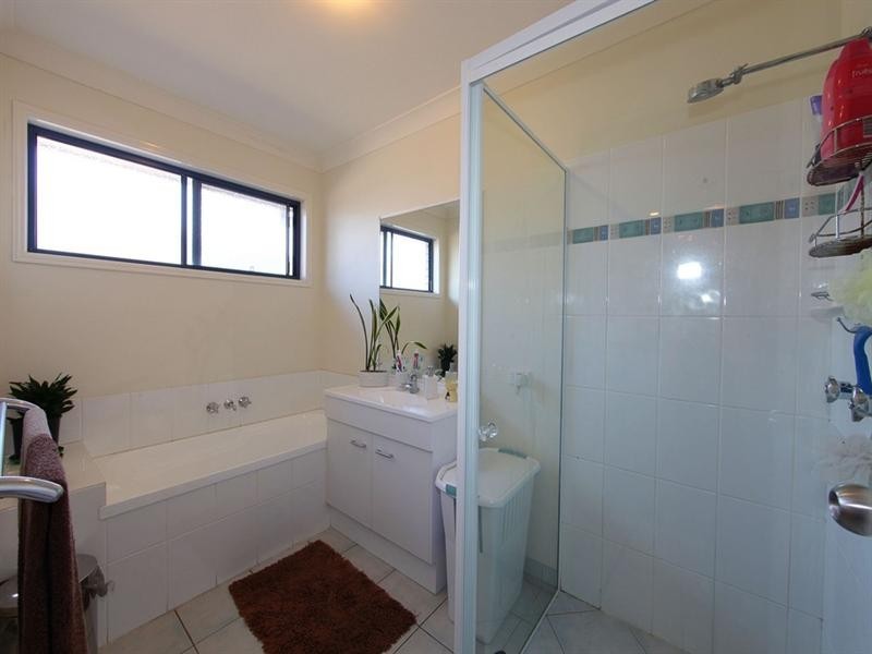 4 Jacaranda Drive, Bargara QLD 4670