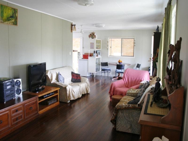 7 Peatey Street, Kepnock QLD 4670