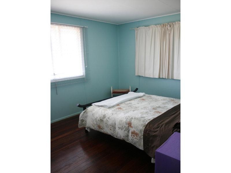 7 Peatey Street, Kepnock QLD 4670