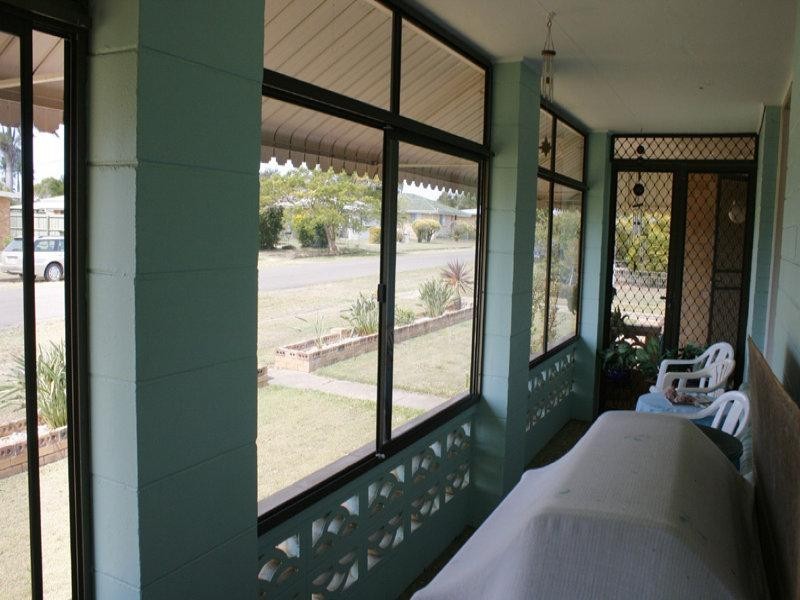 7 Peatey Street, Kepnock QLD 4670