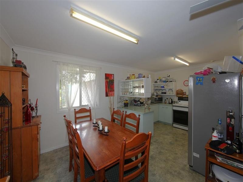 6 Parsons Street, Svensson Heights QLD 4670