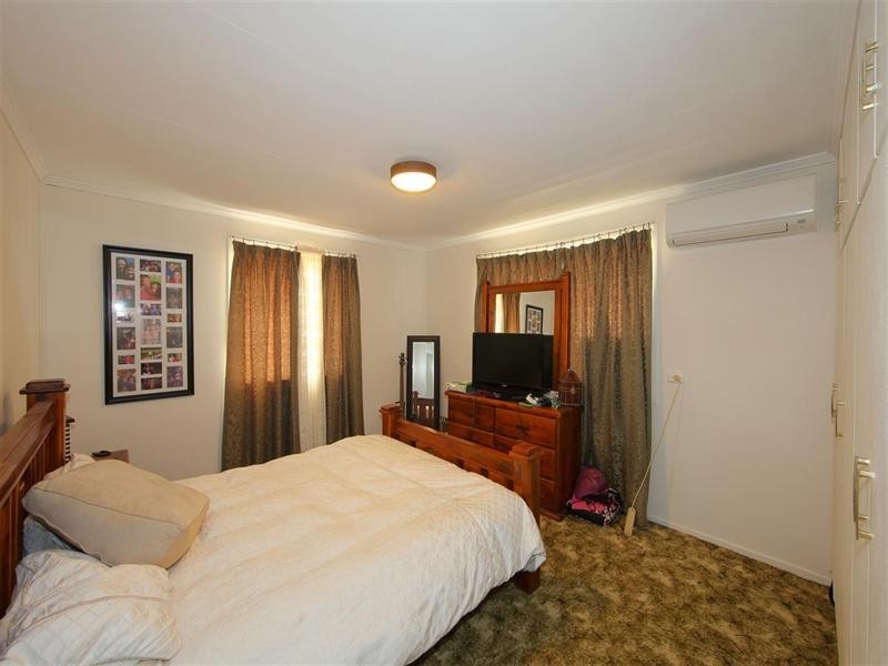 6 Parsons Street, Svensson Heights QLD 4670