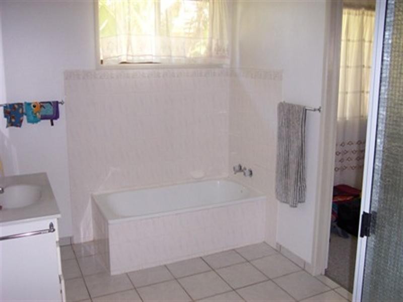 43 Shell Street, Burnett Heads QLD 4670