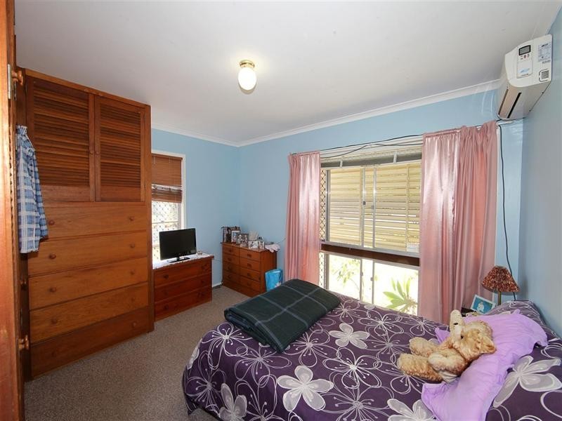 12 Mott Street, Avoca QLD 4670