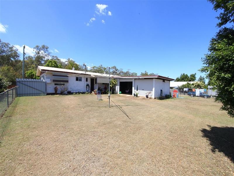 12 Mott Street, Avoca QLD 4670