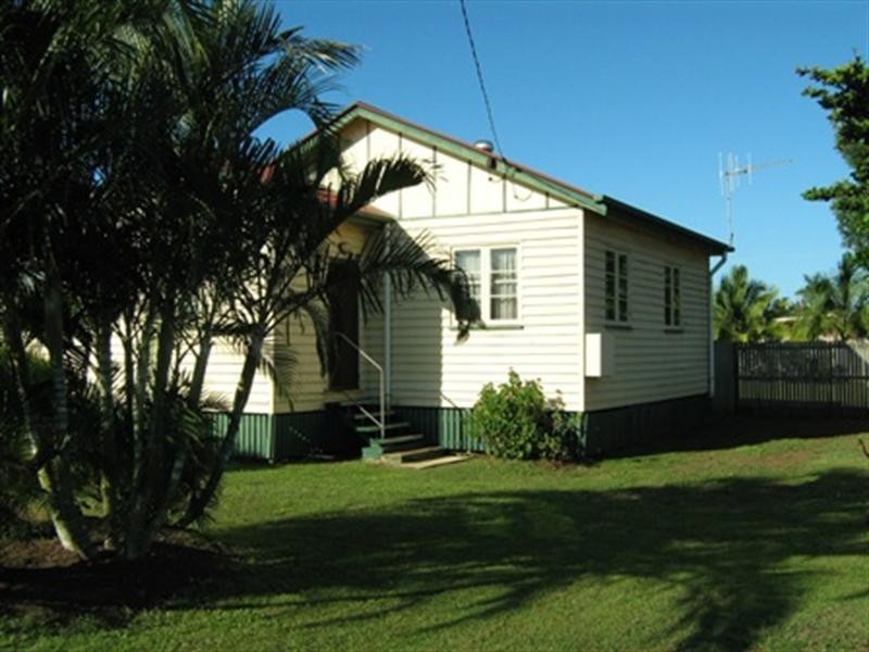 48 Burnett Heads Road, Burnett Heads QLD 4670