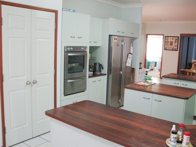 10 Frank Glibert Drive, Thabeban QLD 4670