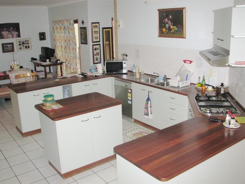 10 Frank Glibert Drive, Thabeban QLD 4670