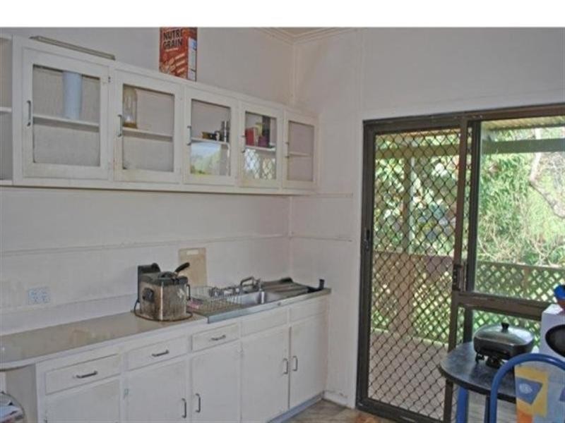 34 Hanbury Street, Bundaberg North QLD 4670