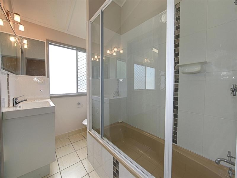 52 Kensington Street, Norville QLD 4670