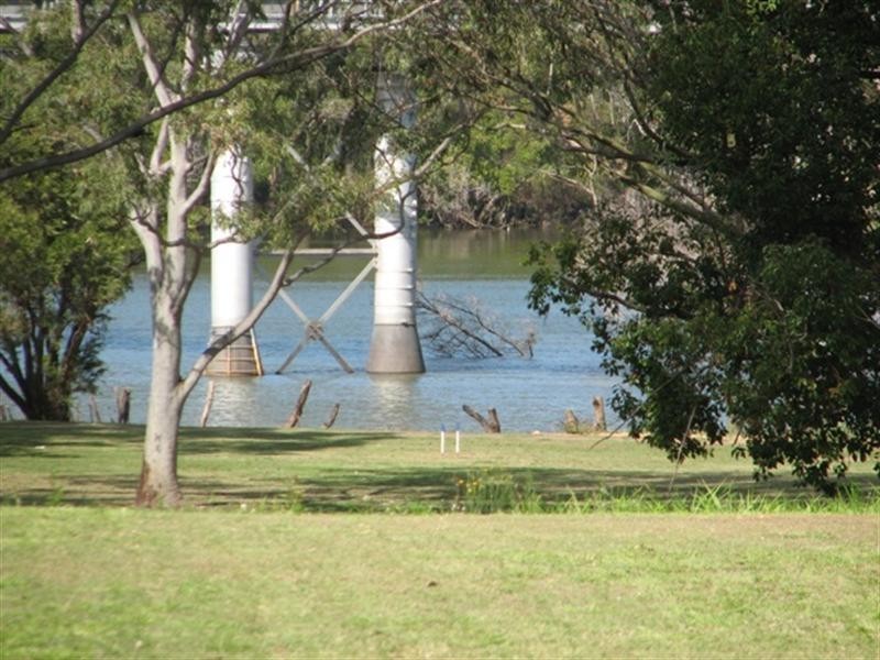 44 Perry Street, Bundaberg North QLD 4670