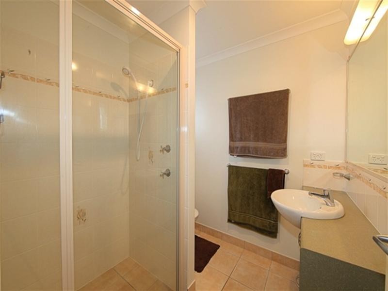 17a Lovers Walk, Thabeban QLD 4670