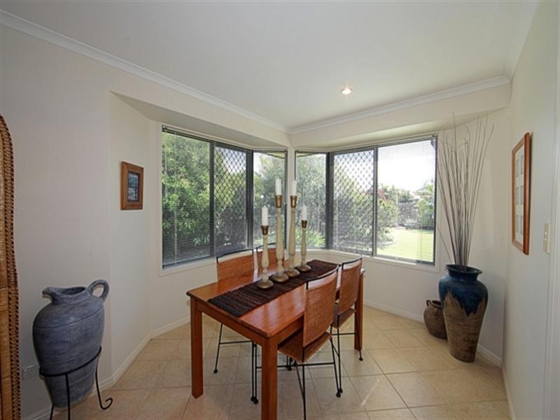 18 Fixter Avenue, Kalkie QLD 4670