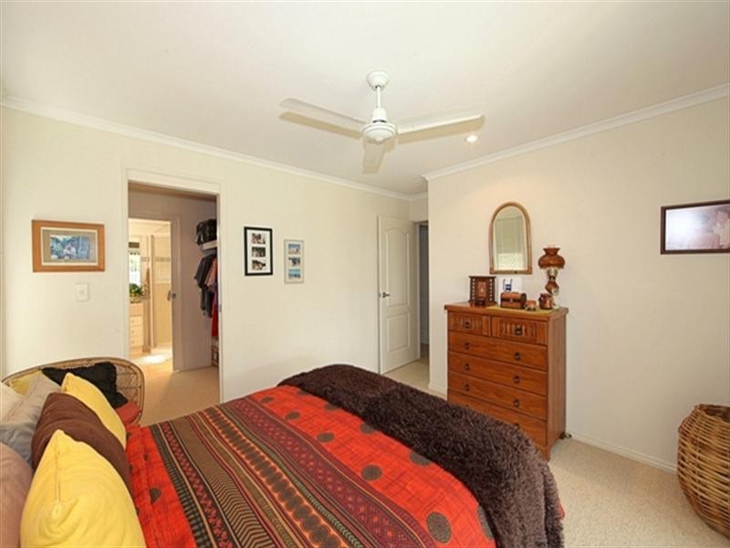 18 Fixter Avenue, Kalkie QLD 4670