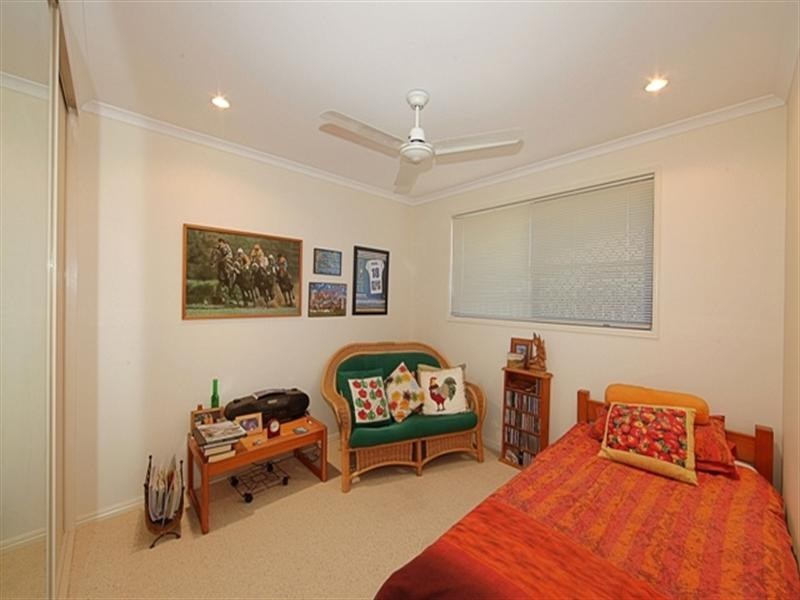 18 Fixter Avenue, Kalkie QLD 4670