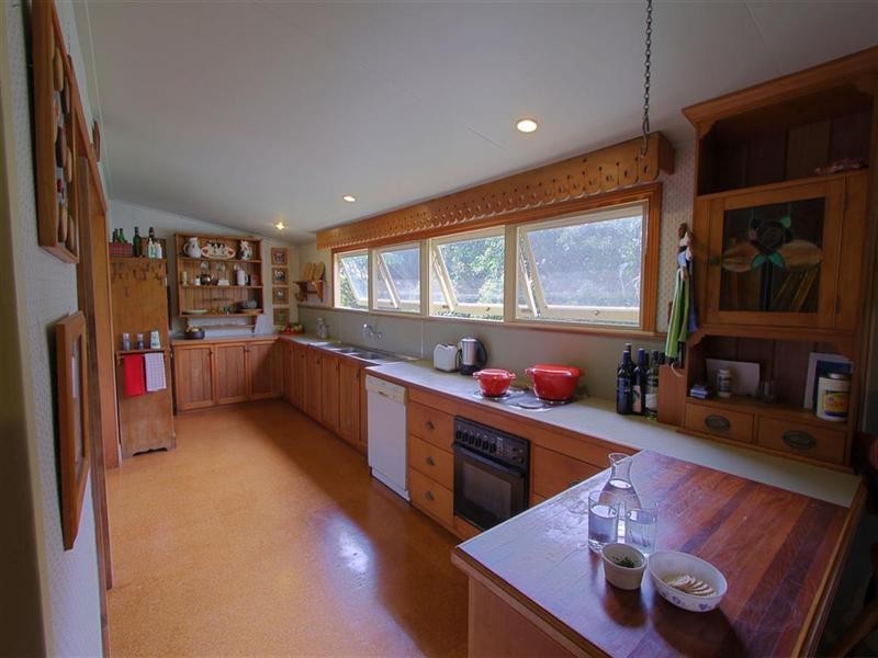 173 Bargara Road, Bundaberg East QLD 4670