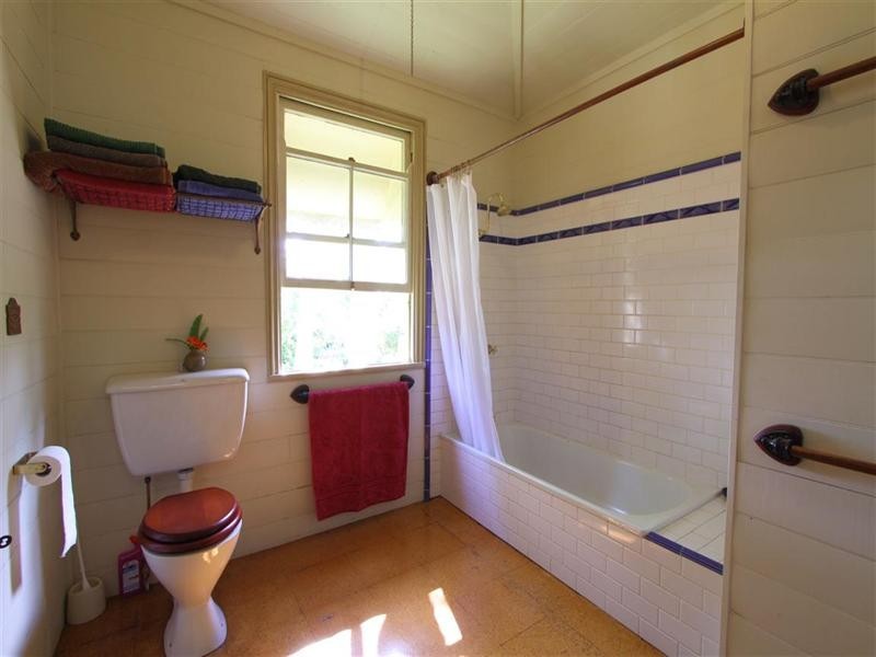 173 Bargara Road, Bundaberg East QLD 4670