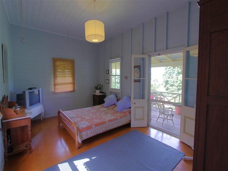 173 Bargara Road, Bundaberg East QLD 4670