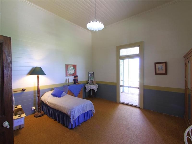 173 Bargara Road, Bundaberg East QLD 4670