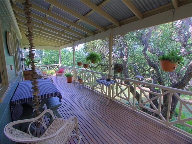 173 Bargara Road, Bundaberg East QLD 4670