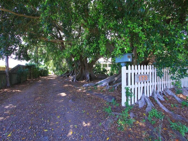 173 Bargara Road, Bundaberg East QLD 4670