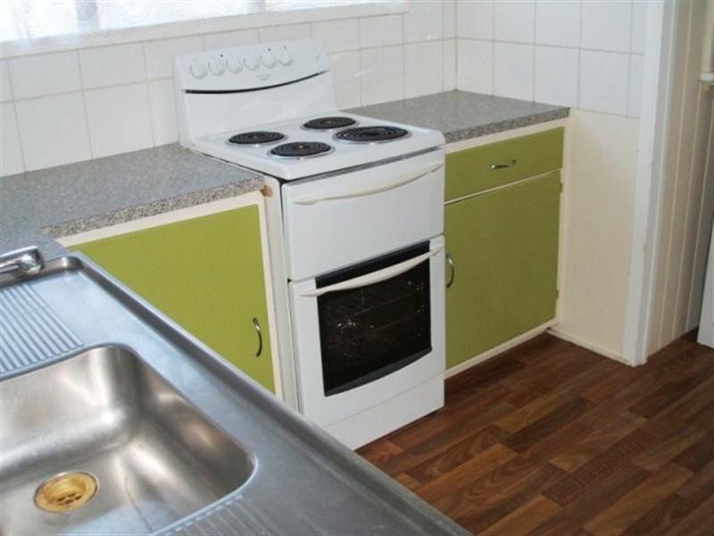 10 Rossolini Street, Bundaberg South QLD 4670