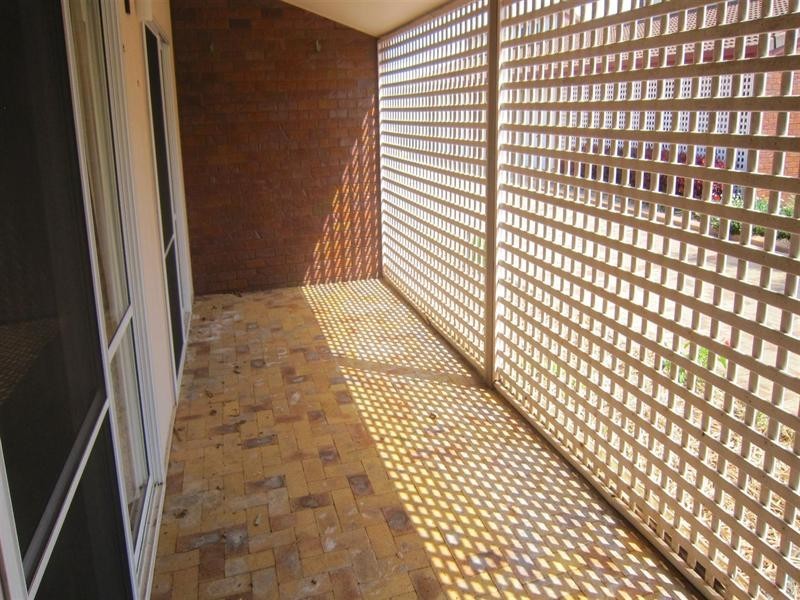 4/15 Thabeban Street, Avenell Heights QLD 4670