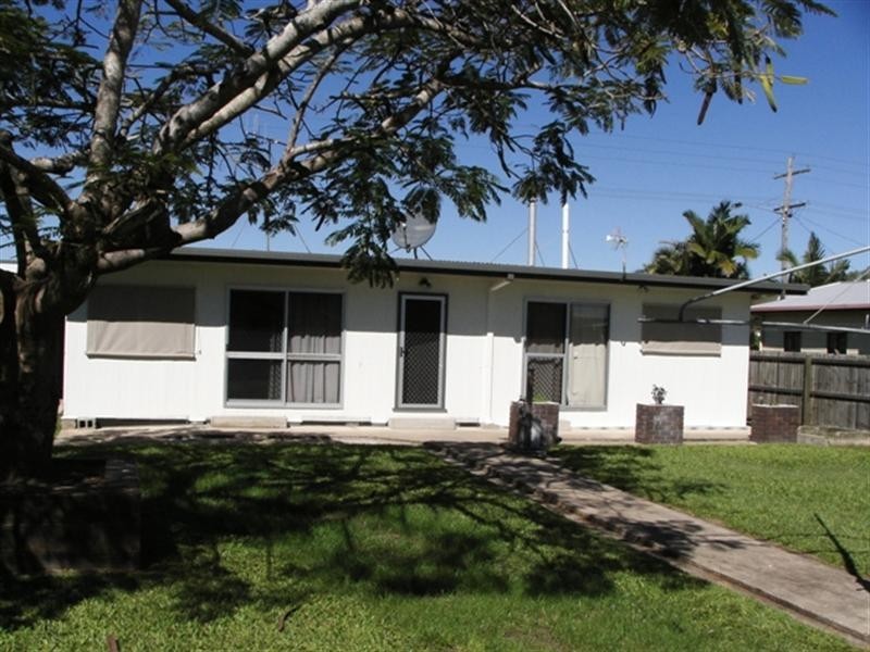 43 Fairymead Road, Bundaberg North QLD 4670