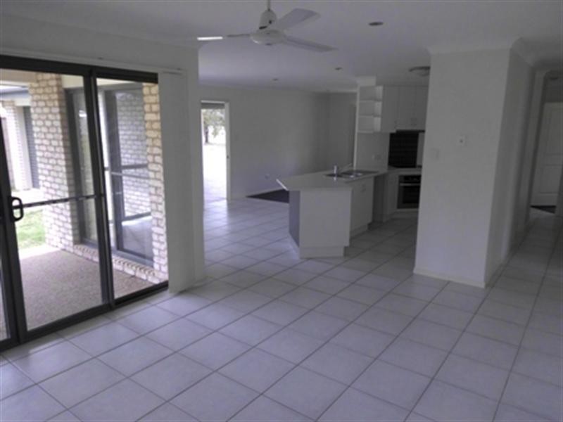 400 Malvern Drive, Moore Park Beach QLD 4670