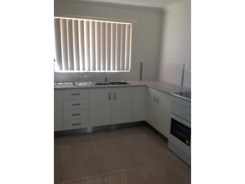 1/72 Steuart Street, Bundaberg North QLD 4670