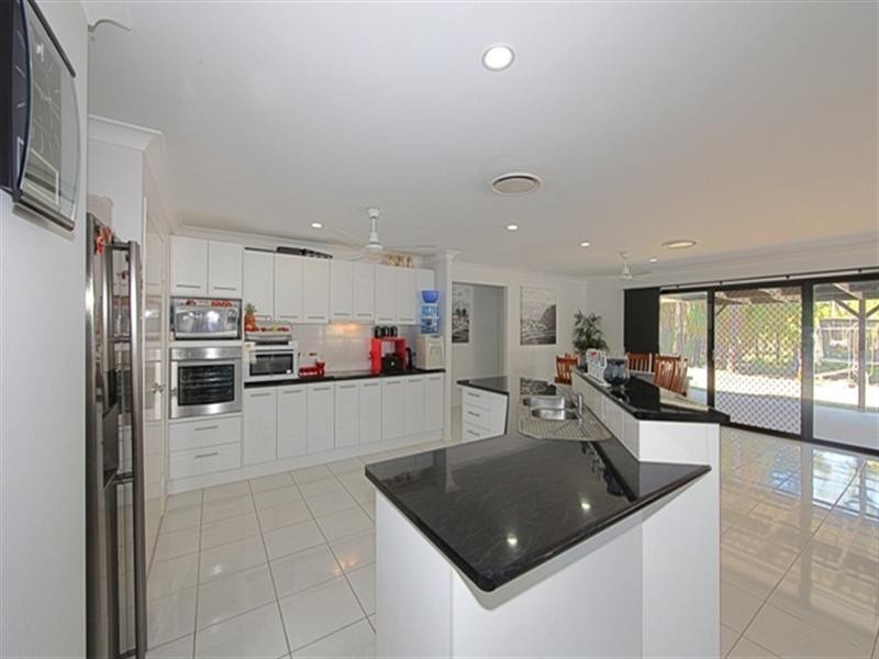 39 Regency Road, Moore Park Beach QLD 4670