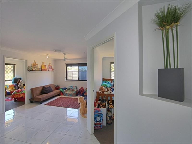 39 Regency Road, Moore Park Beach QLD 4670