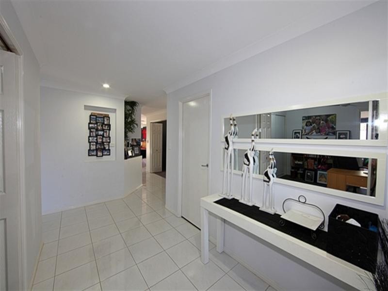 39 Regency Road, Moore Park Beach QLD 4670